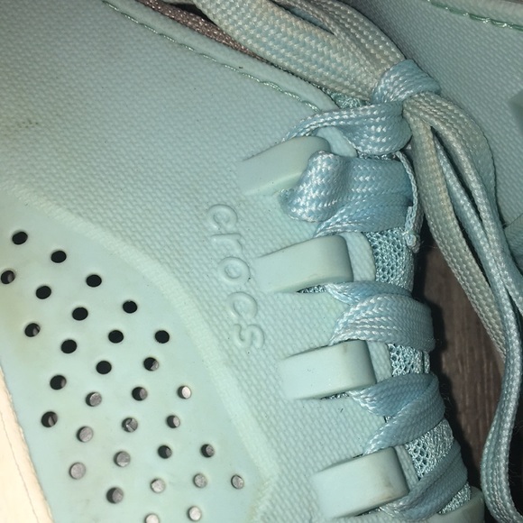 Crocs Women's Literide Pacer Lace-up Sneakers Ice Blue - Picture 3 of 7